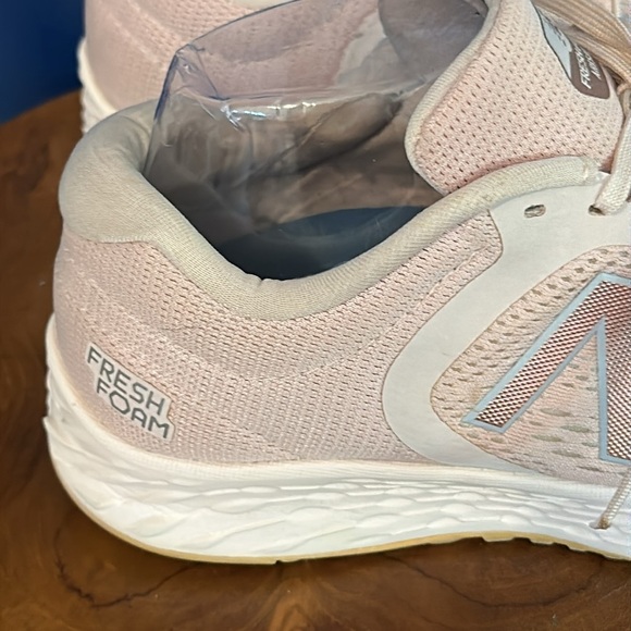 Women’s New Balance Arishi V2 Fresh Foam Running Shoes WARISCL2 Pink Size 10 - Picture 6 of 9